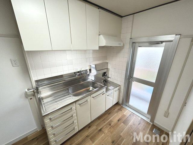 鶴山台18号棟のキッチン