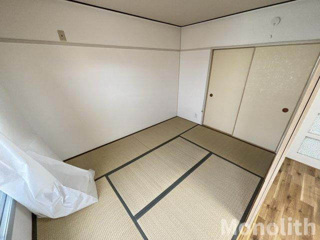 鶴山台18号棟の和室