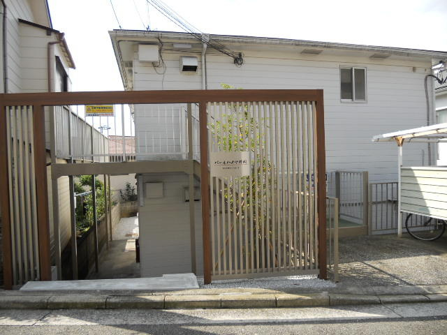 横浜市保土ケ谷区峰岡町3丁目のアパートの画像