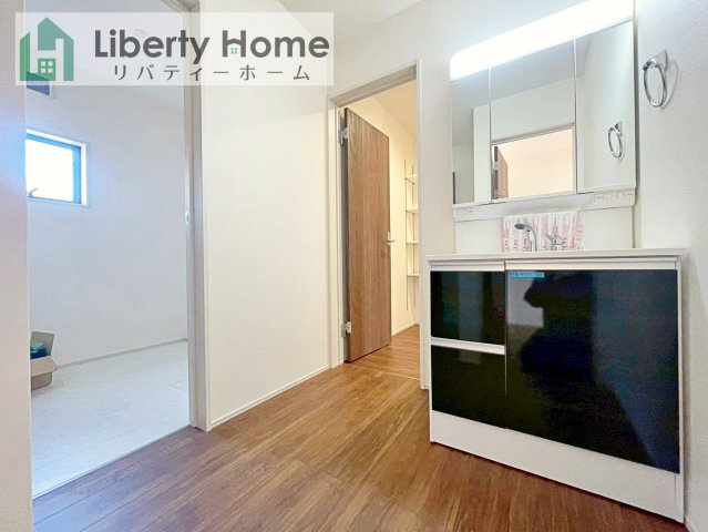 八千代東原　新築戸建　1号棟の脱衣所