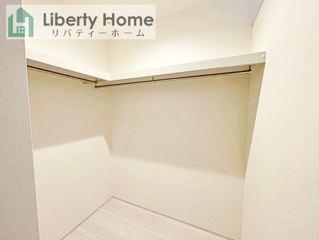 八千代町東原　新築戸建　2号棟の収納