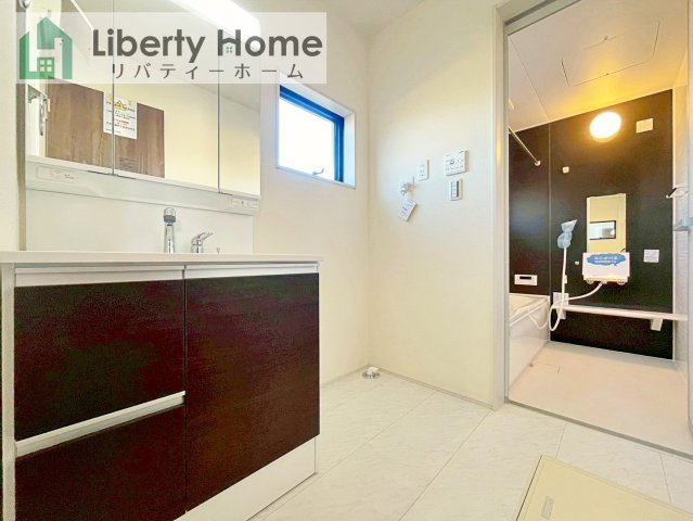 八千代東原　新築戸建　3号棟の脱衣所