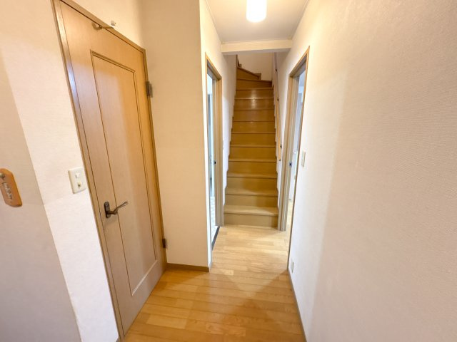 俵口戸建貸家の内装