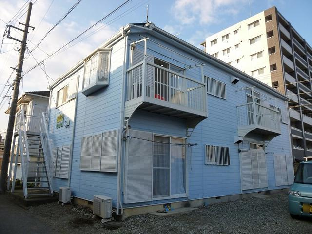 秦野市曲松２丁目のアパートの画像