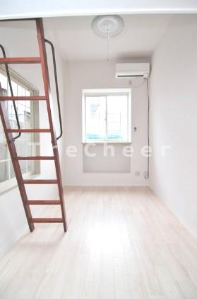 パンシオン板橋区役所前の居間・リビング