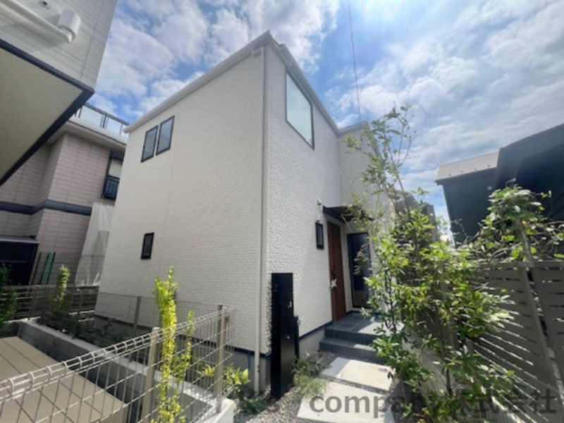 藤沢市鵠沼海岸3丁目　新築戸建　2号棟