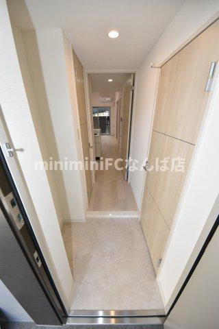 リヴェント難波サウスの玄関