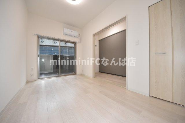 リヴェント難波サウスの居間・リビング