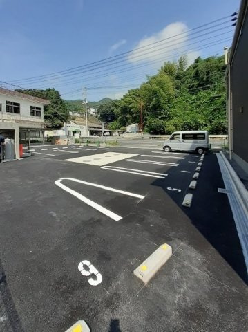 ＭＧハウスの駐車場