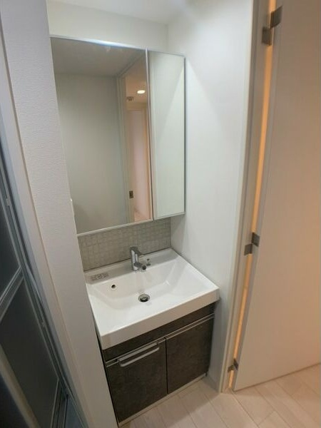 クレストタップ大曽根の洗面所