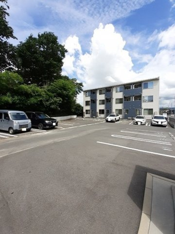 マリーケ．Ｎの駐車場