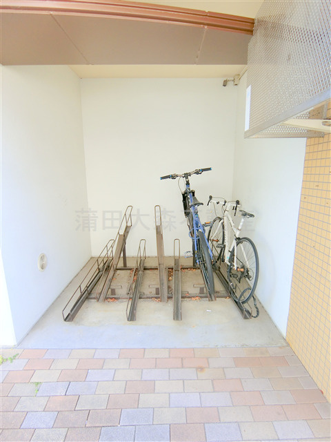 雑色駅人気賃貸マンションのその他共用部分|駐輪場