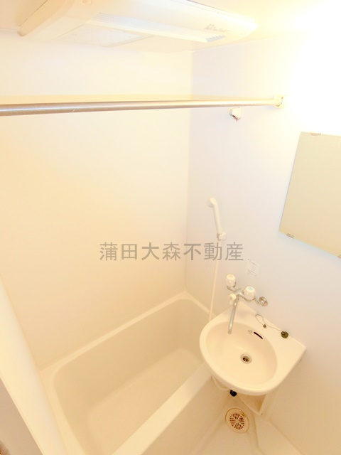 雑色駅人気賃貸マンションの浴室|お風呂