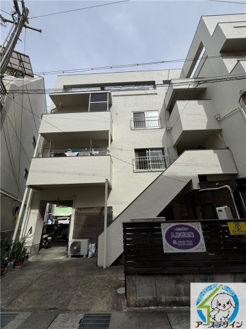 新田マンションの外観