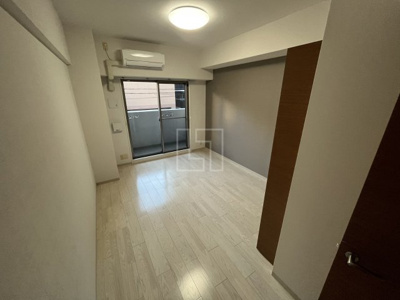 【居間・リビング】 | ルクレ難波 | ルクレ難波　洋室