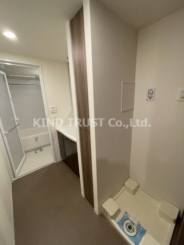 ザ・パークハビオ天満橋の洗面所|ゆったりとスペースのある洗面所