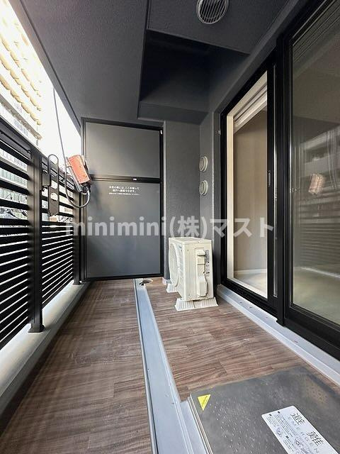 大阪市中央区常盤町２丁目の賃貸マンションのバルコニー