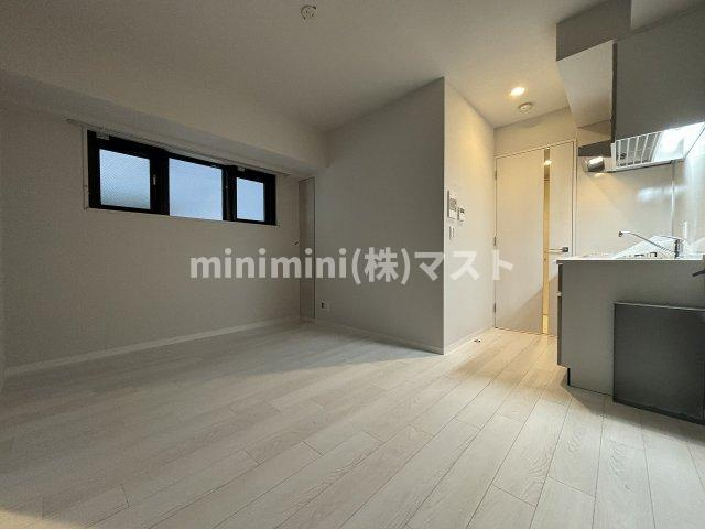 大阪市中央区常盤町２丁目の賃貸マンションの居間・リビング