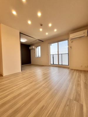 【居間・リビング】 | パサログランデ百舌鳥本町3丁