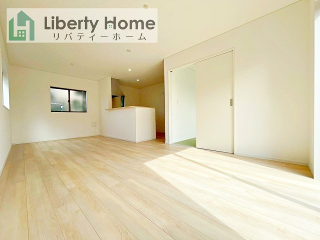 常総市山口第2　新築戸建　2号棟の居間・リビング