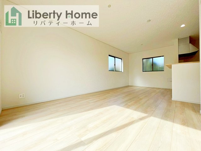 常総市山口第2　新築戸建　2号棟の居間・リビング