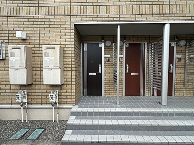 【玄関】 | エルヴィレッジ Ｇ | 玄関前