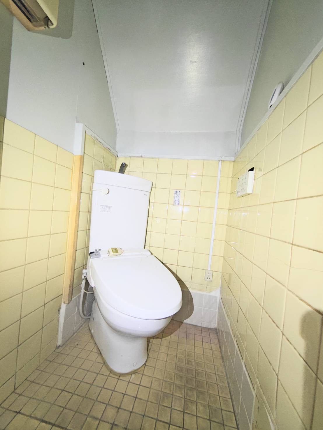 桶狭間高根２－１店舗付住居のトイレ