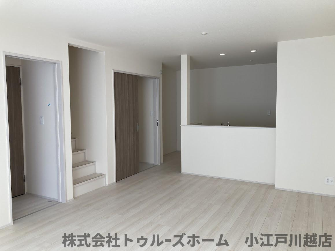 【居間・リビング】の画像