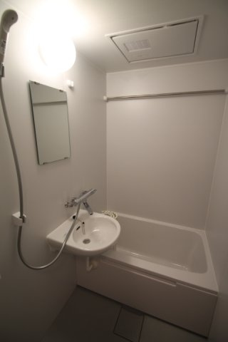 【浴室】