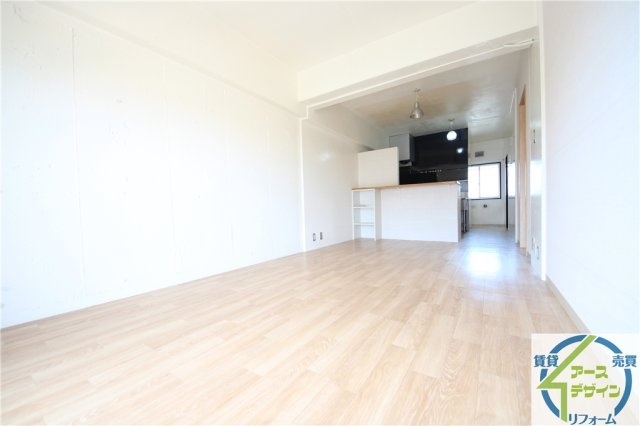 昭和パレス魚住の居間・リビング