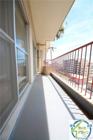 昭和パレス魚住のバルコニー
