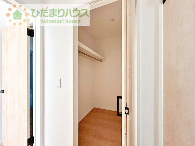 【収納】 | つくば市緑が丘第1期　新築戸建 | ママに人気のウォークインクローゼット付き！
コートやジャケットはもちろん、季節物や布団なども全部収納できちゃいます(^^)/