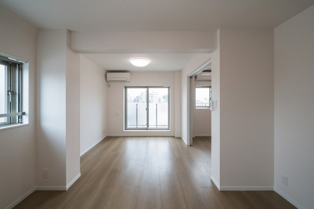 フォセット深沢の洋室