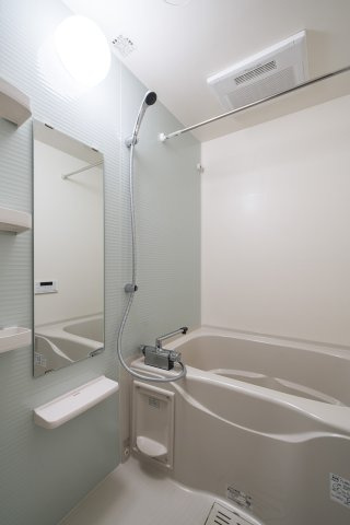 フォセット深沢の浴室