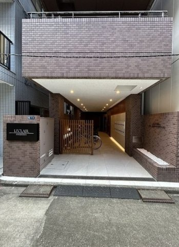 ルクレ日本橋蛎殻町のエントランス