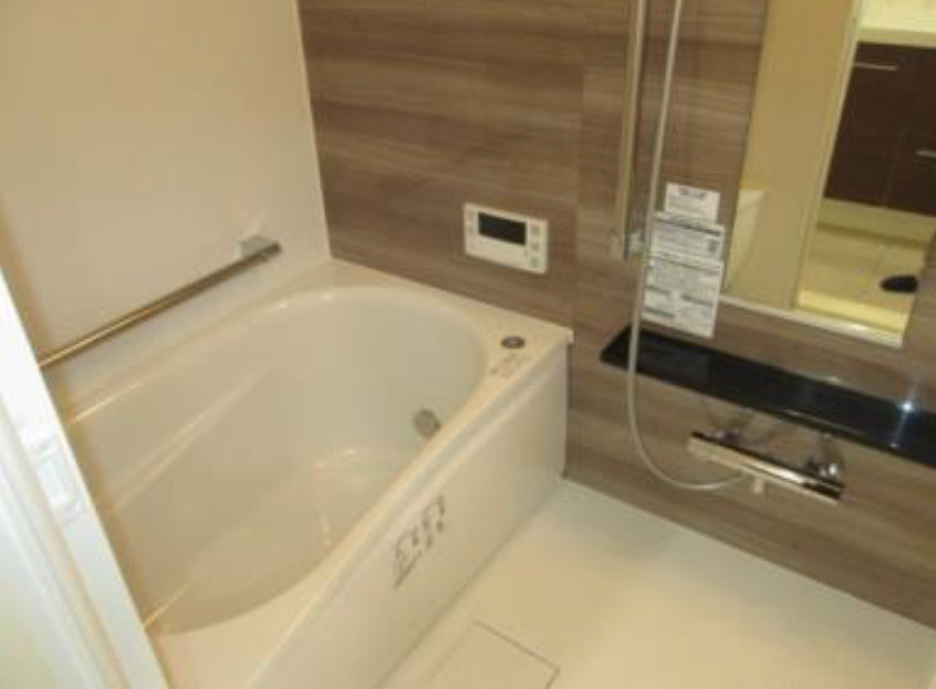 マンション 狭山市新狭山二丁目 の浴室|コンパクトで使いやすいお風呂です