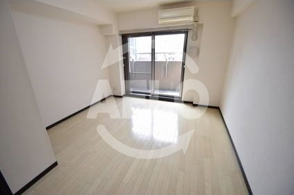 エステムコート心斎橋ＥＡＳＴⅡラヴァンツァの居間・リビング|エステムコート心斎橋ＥＡＳＴIIラヴァンツァ　 寝室