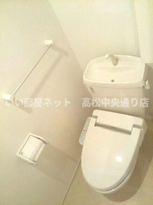 【トイレ】 | リラ・ハウス