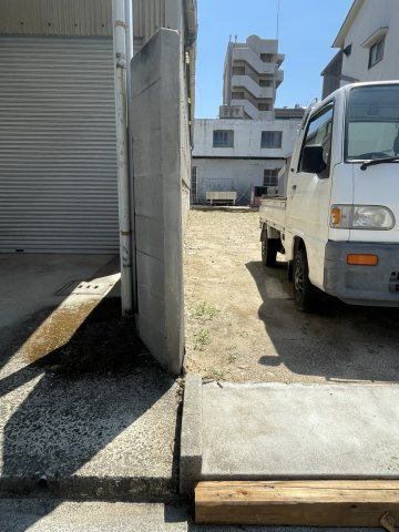 三津3丁目土地の外観|東側境界付近の写真です