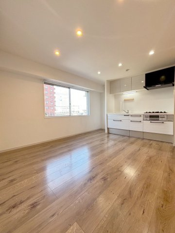 「防音室」（分譲賃貸）ヴェルドミール柳橋301の居間・リビング