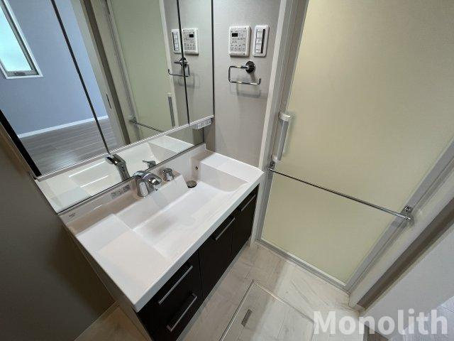 シャーメゾン熊取の洗面所