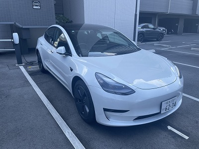 アルファステイツ熊本駅東の設備|テスラのカーシェア用車両。車無しの生活も可能です。