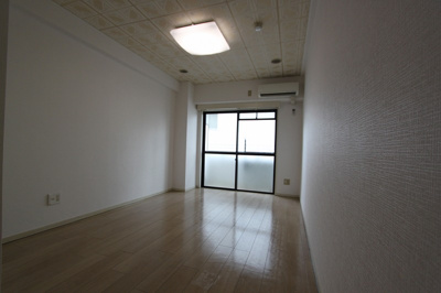 【洋室】 | パークハイツ二軒茶屋 | ※お部屋写真は参考です