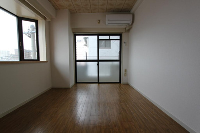 【洋室】 | パークハイツ二軒茶屋 | ※お部屋写真は参考です