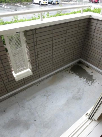 ジュネス・ＮＫ　Ｂのバルコニー|広々としたバルコニーです