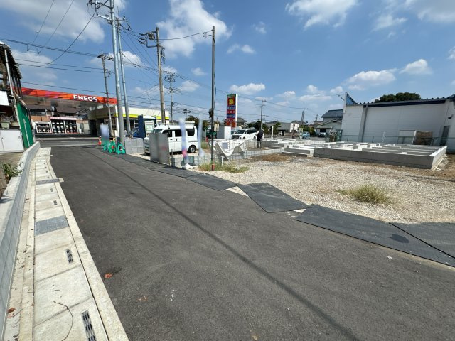 【前面道路含む現地写真】 | ふじみ野市中ノ島1丁目　新築一戸建住宅　（ふじみ野店） | 開発道路につきお車の駐車もしやすいです。