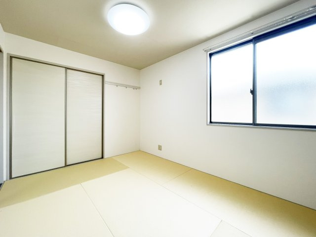 シャーメゾン　ラヴィ　E棟の居間・リビング