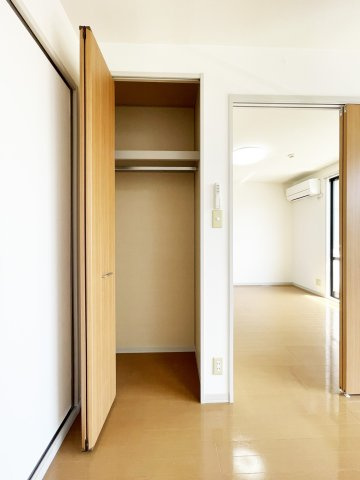 シャーメゾン　ラヴィ　E棟の収納