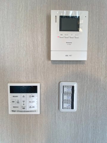 【商談中】円明寺ヶ丘団地M棟の防犯設備|モニター付きインターホンで、来訪者の確認も安心です。