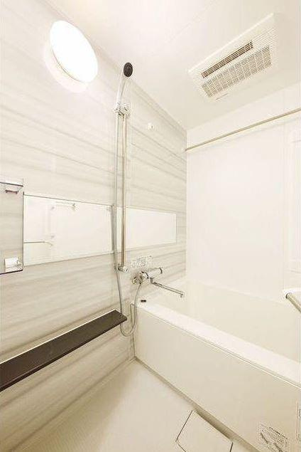 デルックス田端の浴室